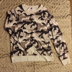 Camouflage Print Sweatshirt